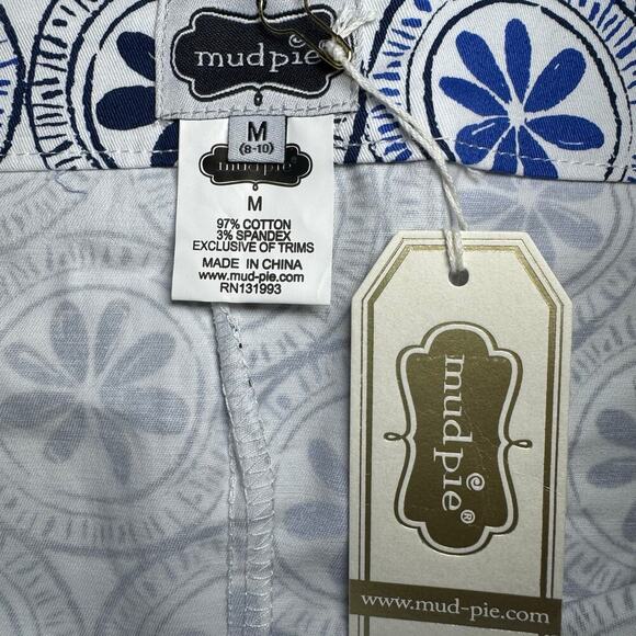 Mudpie Serena Scallop Shorts with zipper side. Blue. Size M. - Picture 5 of 7